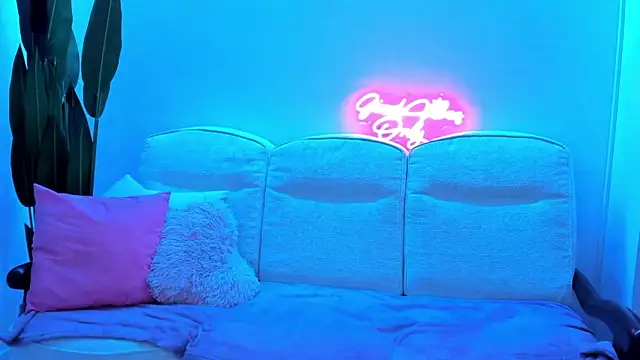 Cassy-Foxy Webcam show