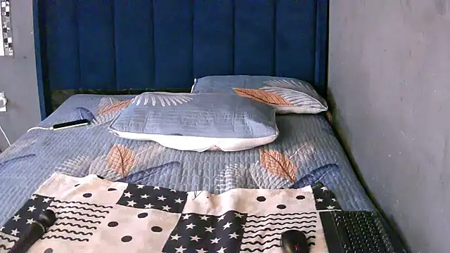 Czat XXX na żywo – FREAKBARBIE02