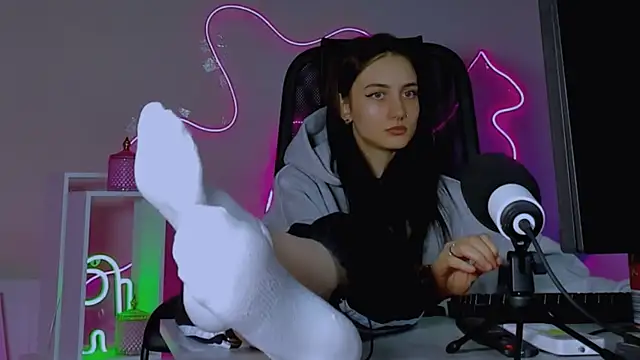 olivianorton Chat XXX live