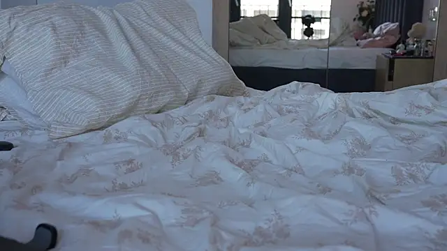 ibiddi Live XXX-chat