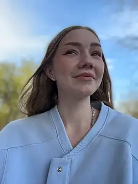 MilaMoone's Live XXX Chat