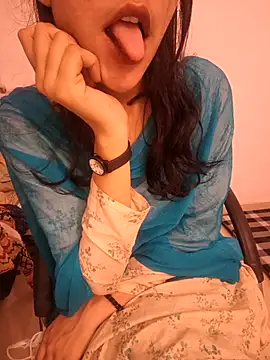 Pokazy przed kamerką – tanzum_khan_3202_