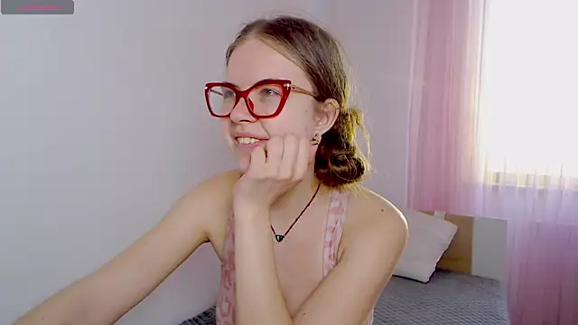 Sarah_HS Chat XXX in diretta