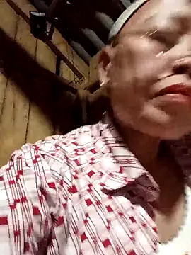 Agnes-baby Webcam-Show