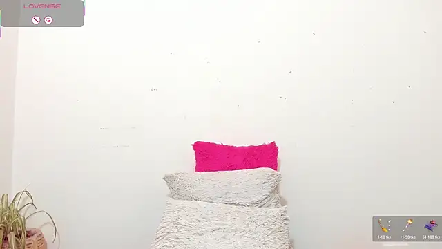 hazel_34's Live XXX Chat