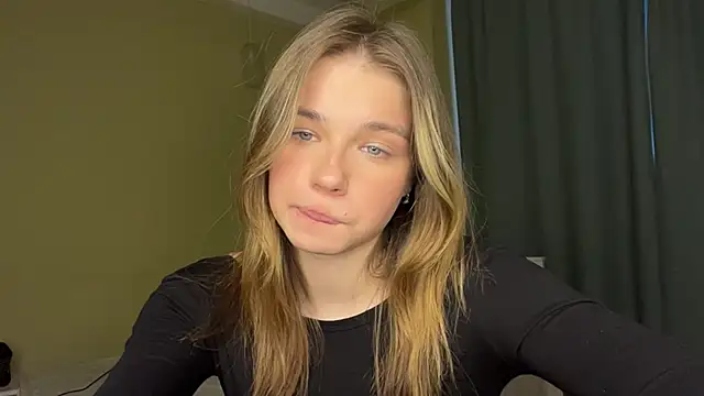 โชว์เว็บแคมของ EarthaStinett