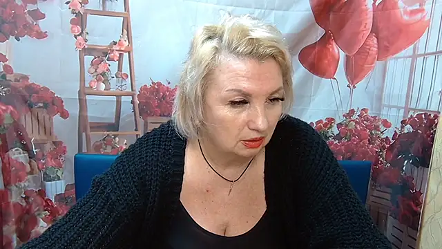 แชท XXX สดของ RenataDaster