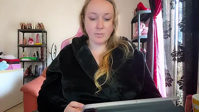 kisicaxx's Live XXX Chat