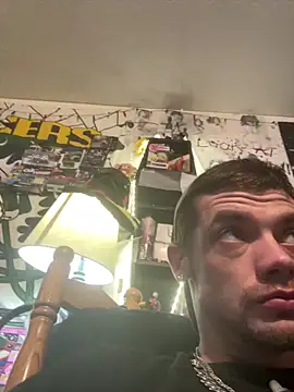 Pokazy przed kamerką – cumgitsumdic