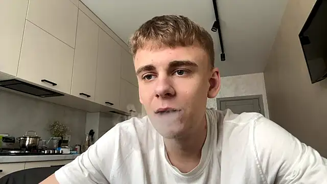 SoloFury Chat XXX live