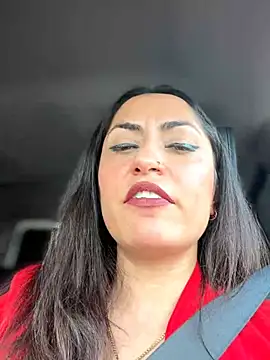 YourQueen18's Webcam Show