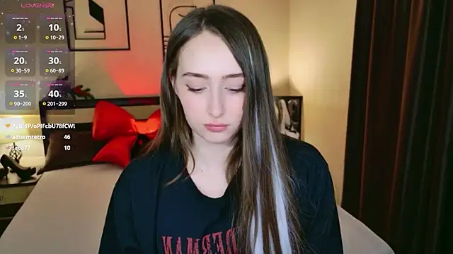 XXX chat uživo modela JasmineCream