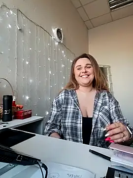 Chat XXX en directo de Juicy_PeachLux