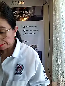 Chat XXX en directo de Valentina--1