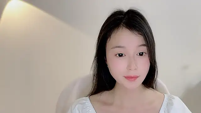 Onechestnut's Live XXX Chat