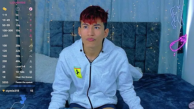 NicolasTorrez Webcam Show