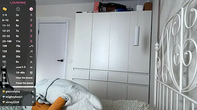 KitCerveny's Live XXX Chat