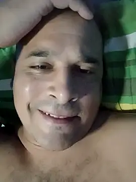 Ezehombre 在線直播表演