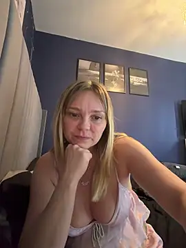 Sky25x's Webcam Show