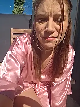 Chat +18 de XLisaxx ao vivo