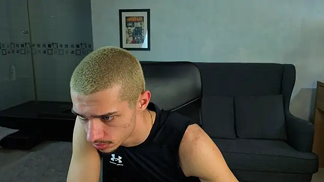 Chat +18 de KaydenDrew ao vivo