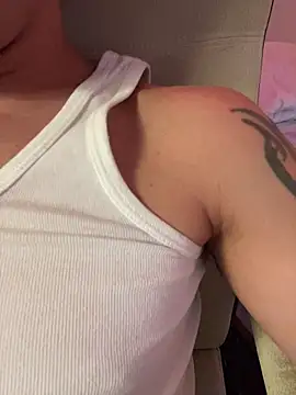 TitanNoirのウェブカメラショー