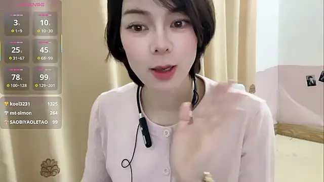 Linda-LL's Webcam Show