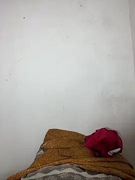 paribaby09 Show in webcam