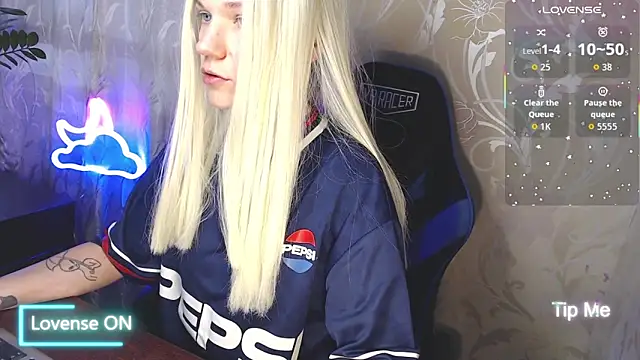 Онлайн чат XXX Shiny_Victoria