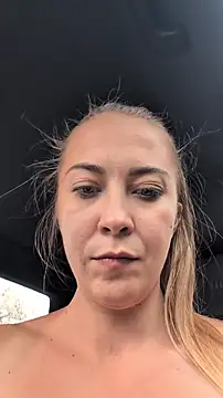 Chat XXX ao vivo de Risky_girl23_