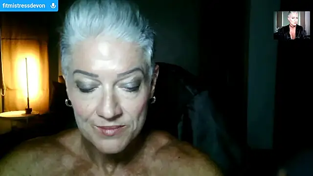 Devon2020's Webcam Show