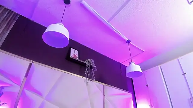 April_bowie Chat XXX in diretta