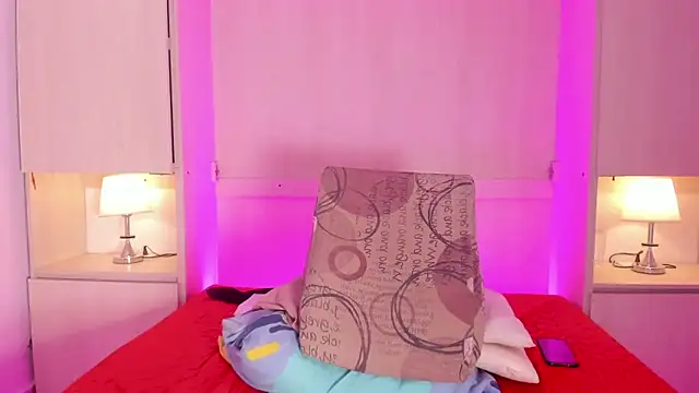 EmilyyStuart live XXX chat