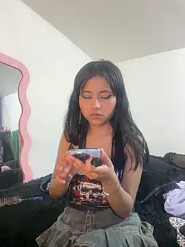 Nubeseliminadas Show in webcam