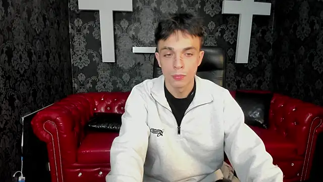 ClarkBev 即時 XXX 聊天