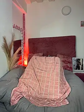 Chat +18 de karinacortes ao vivo