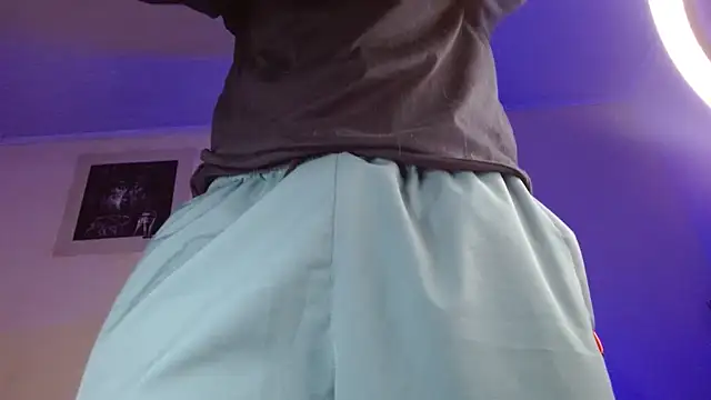 SexyBoy-Bigclit: διαδικτυακό σόου στην κάμερα