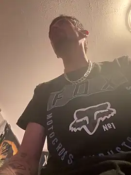 cumgitsumdic's Webcam Show