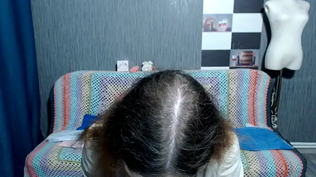 pa1e_pr1ncess – Naživo XXX chat