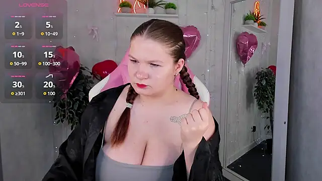 Virginia_Robinson Adlı Modelin Canlı XXX Sohbeti