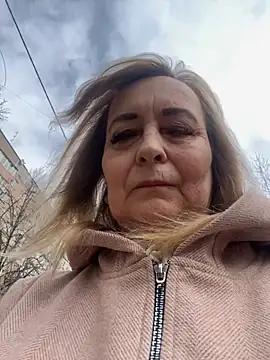 Irina2909@xh Live XXX Chat