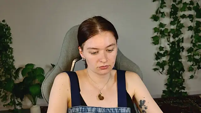 LadyLolipop_: онлайн-секс-чат