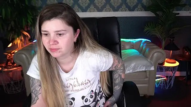 AmellyMilly: онлайн-секс-чат