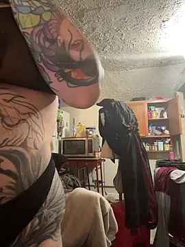 evacheers' Live XXX Chat