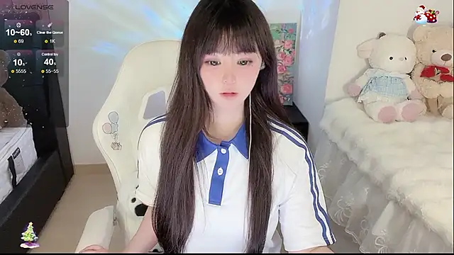 yuii-7n Live XXX chat