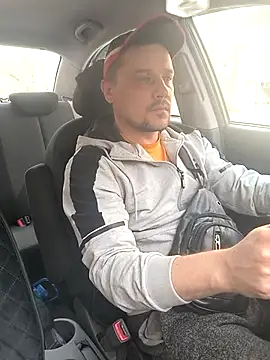 DanielOhCool 即時 XXX 聊天