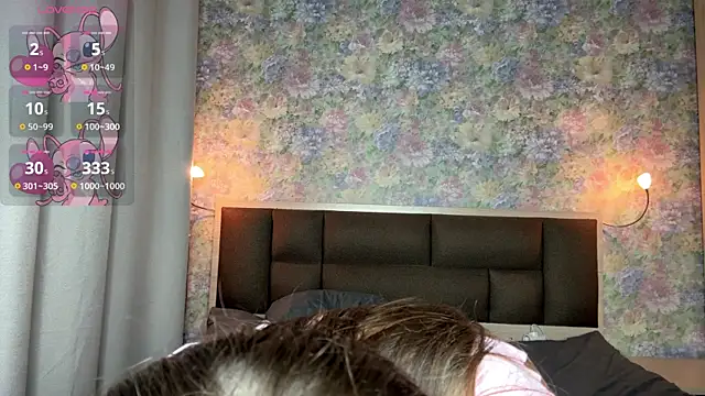 LoraDavi's Live XXX Chat