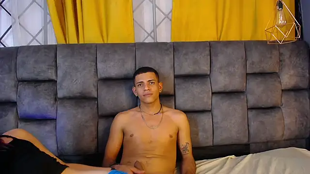 Noemi_Miller_ Show Webcam