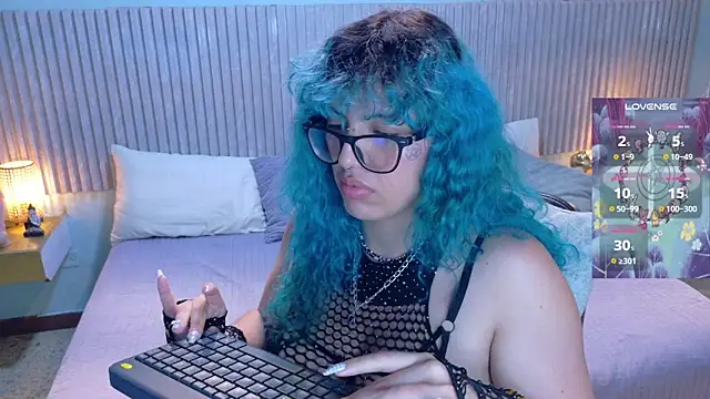 Eli666uwu – Live XXX-chat