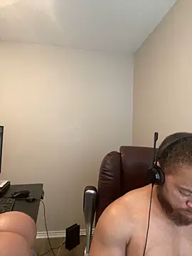 Pokazy przed kamerką – Fathero1time